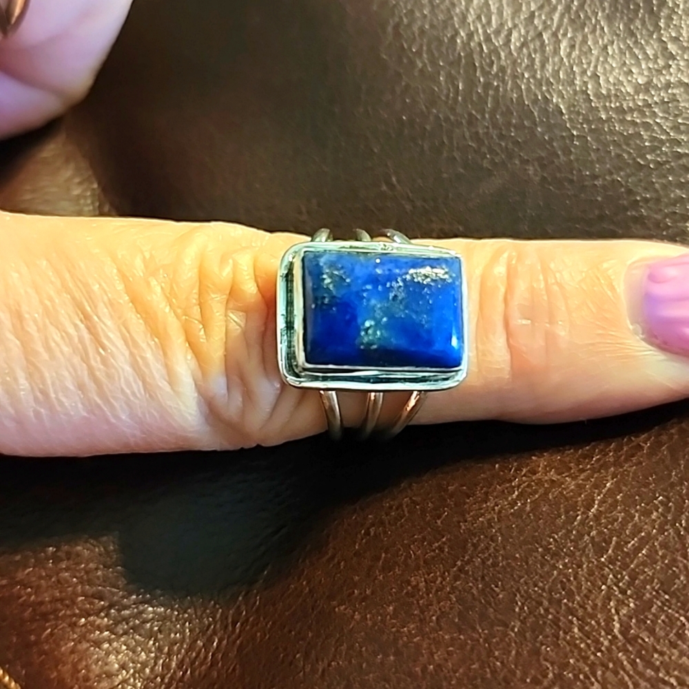 Sterling silver and Lapis ring